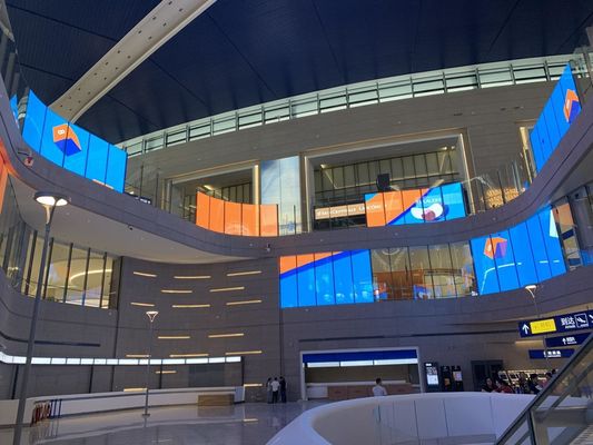 실내 P7.8 투명 LED 디스플레이 디지털 LED 비디오 메시 사용자 정의