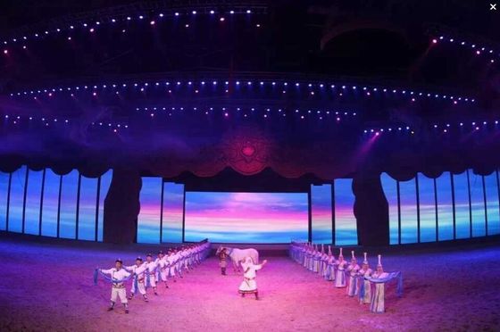 좋은 가격 7680Hz 고주사율, 160° 수평 / 140° 수직 시야각, 500*500mm / 500*1000mm 패널 사이즈의 스테이지 콘서트 LED 디스플레이 온라인으로