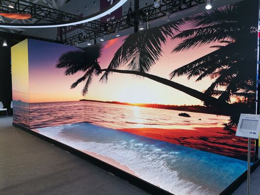 좋은 가격 Indoor LED Display Screen with 7680Hz High Refresh Rate 프론트 유지보수 디자인 및 가벼운 건설 온라인으로